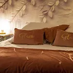 Bed & Breakfast La Enchantee 4*