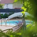 La Enchantee Bed & Breakfast