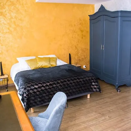 Bed & Breakfast La Enchantee 4*