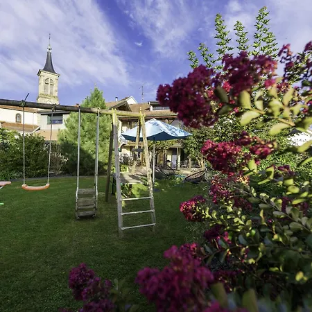 Alojamento de Acomodação e Pequeno-almoço La Enchantee