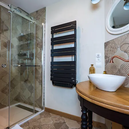 La Enchantee B&B 4*