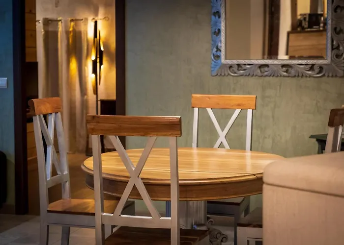 La Enchantee Bed & Breakfast 4*